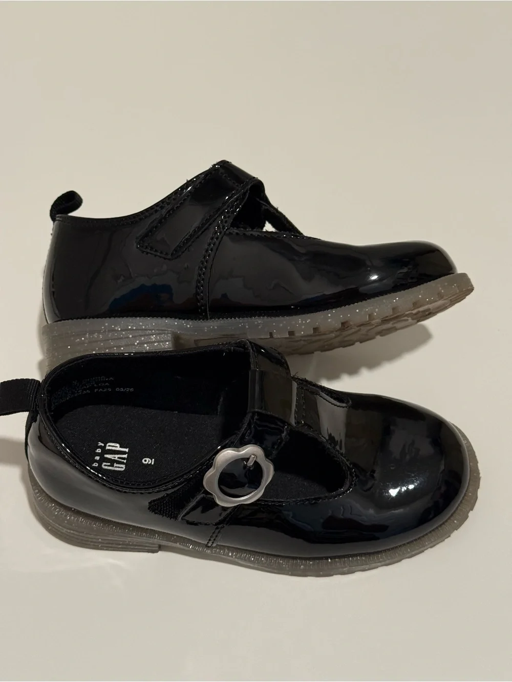 GAP Toddler Girl T-Strap Loafers (Size 9)